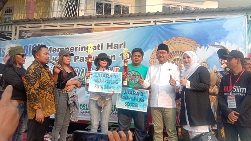 Gambar Berita Desa Randupitu mendapat juara 3 Festival Karnaval akbar di Bangil