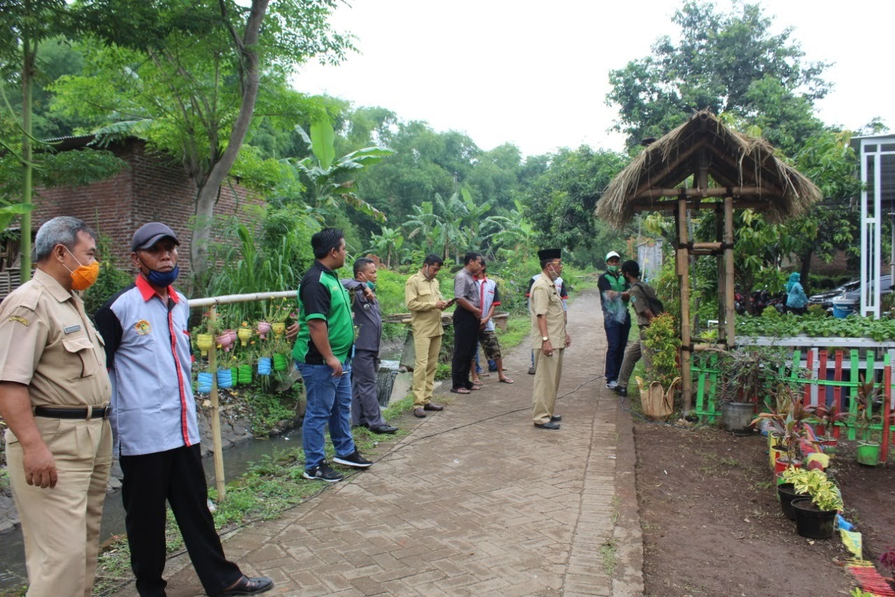 Gambar WISATA LINGKUNGAN DESA RANDUPITU